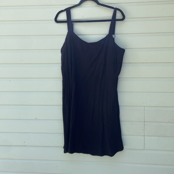 LOFT Black Mini Dress - Picture 1 of 8